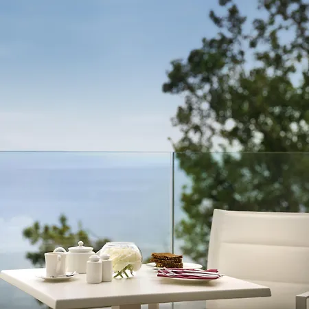 Icici - By Liburnia & Opatija